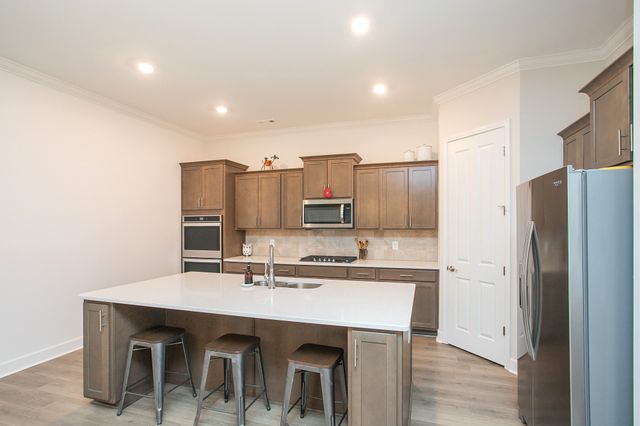 605 Quiet Cir, Nolensville, TN 37135