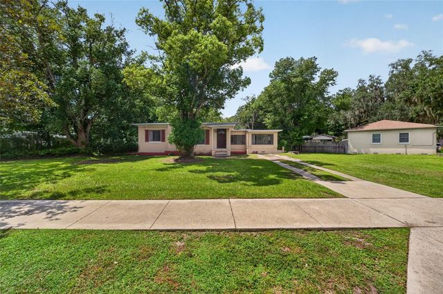 2402 S SUMMERLIN AVENUE, Sanford, FL 32771