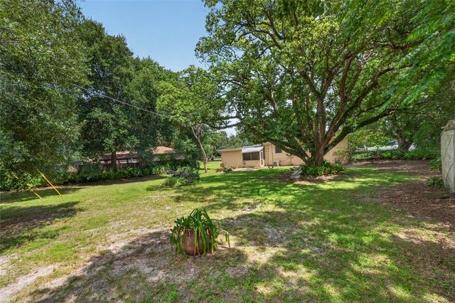 2402 S SUMMERLIN AVENUE, Sanford, FL 32771