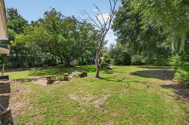 2402 S SUMMERLIN AVENUE, Sanford, FL 32771