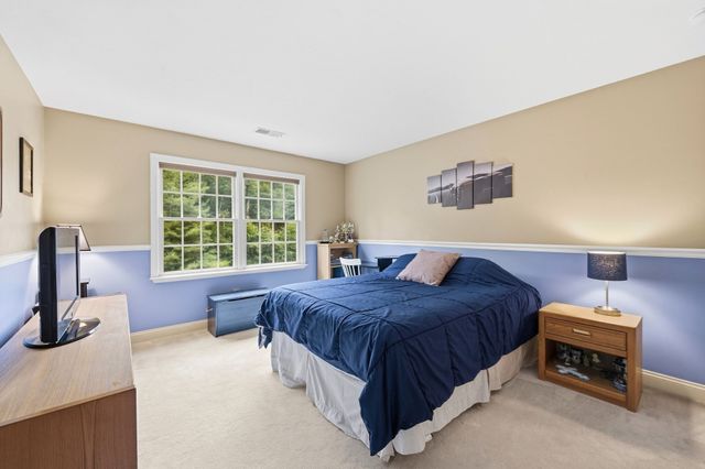 10 Bartelli Road, Lakeville, MA 02347