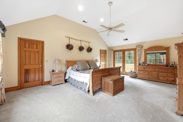 10 Bartelli Road, Lakeville, MA 02347