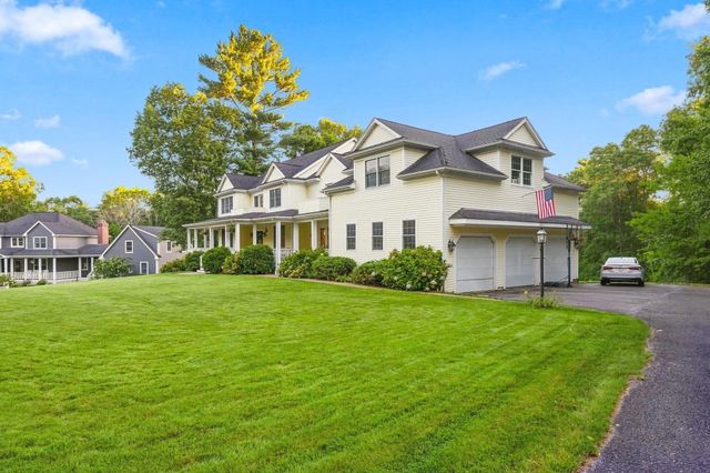 10 Bartelli Road, Lakeville, MA 02347