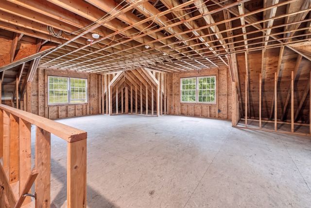 10 Bartelli Road, Lakeville, MA 02347