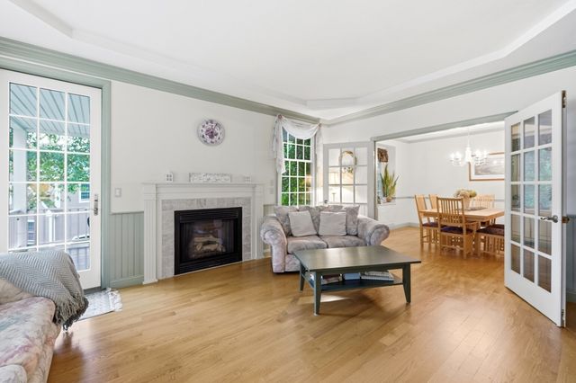10 Bartelli Road, Lakeville, MA 02347