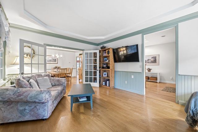 10 Bartelli Road, Lakeville, MA 02347