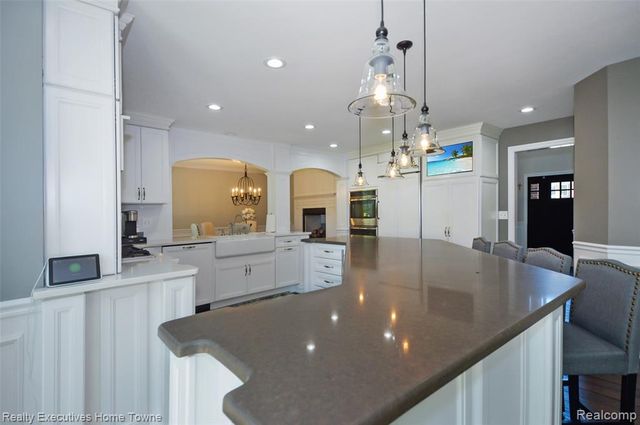 17796 Crystal River Drive, Macomb, MI 48042