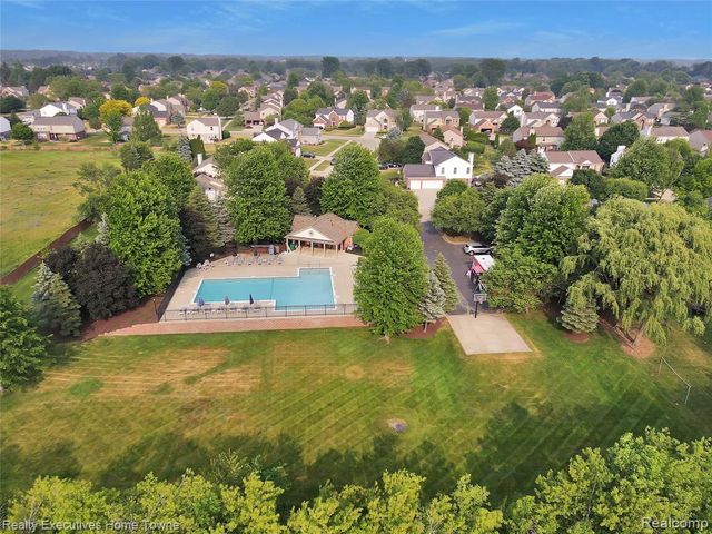 17796 Crystal River Drive, Macomb, MI 48042