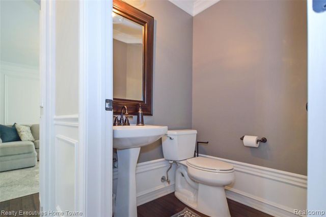 17796 Crystal River Drive, Macomb, MI 48042