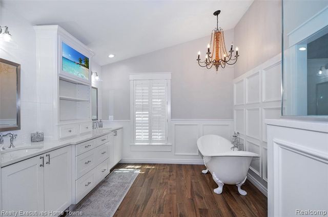 17796 Crystal River Drive, Macomb, MI 48042