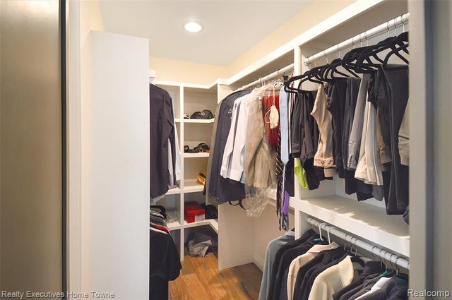 17796 Crystal River Drive, Macomb, MI 48042