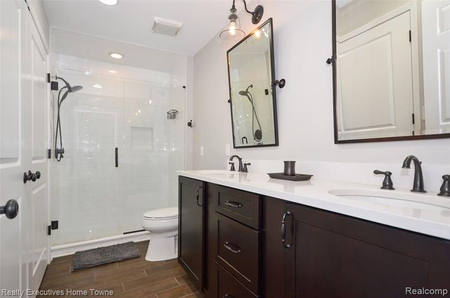 17796 Crystal River Drive, Macomb, MI 48042