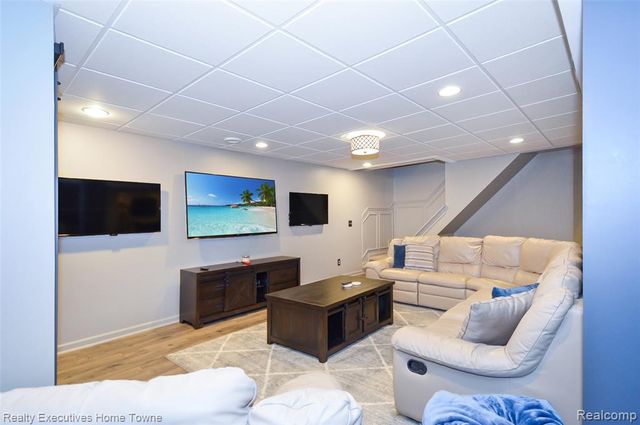 17796 Crystal River Drive, Macomb, MI 48042