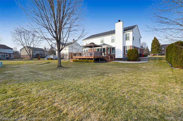 17796 Crystal River Drive, Macomb, MI 48042