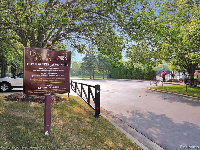 17796 Crystal River Drive, Macomb, MI 48042