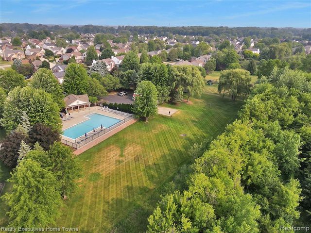 17796 Crystal River Drive, Macomb, MI 48042