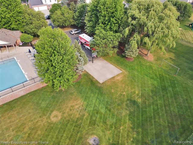 17796 Crystal River Drive, Macomb, MI 48042