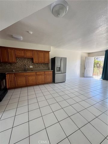 8065 Fillmore A, Stanton, CA 90680