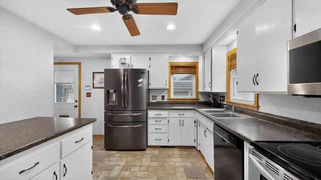 1447 13TH Avenue NW, Rochester, MN 55901