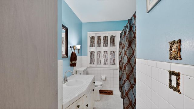 1447 13TH Avenue NW, Rochester, MN 55901