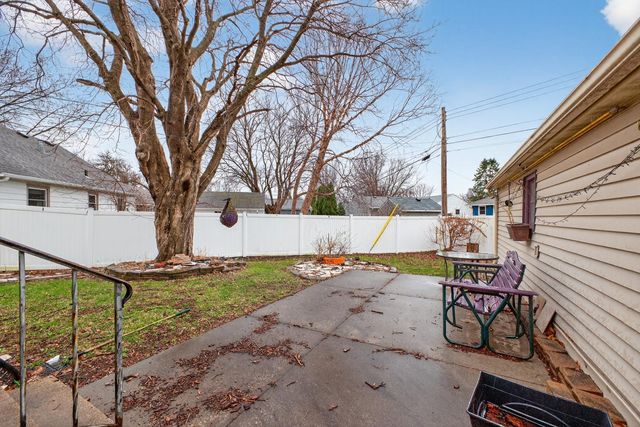 1447 13TH Avenue NW, Rochester, MN 55901