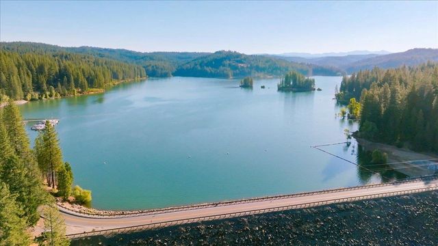 5582 Sierra Springs Dr, Pollock Pines, CA 95726
