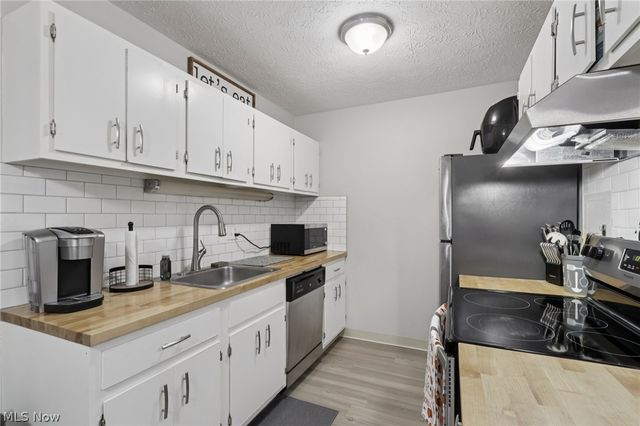 16495 Heather Lane F103, Middleburg Heights, OH 44130