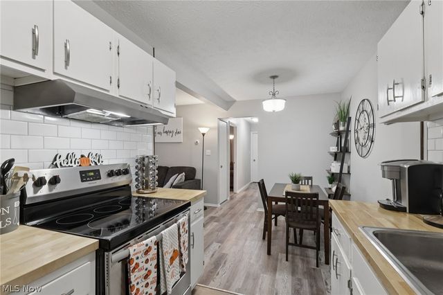 16495 Heather Lane F103, Middleburg Heights, OH 44130