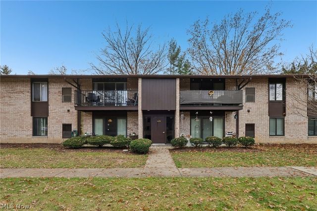 16495 Heather Lane F103, Middleburg Heights, OH 44130