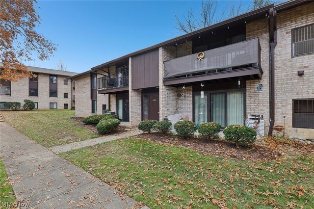 16495 Heather Lane F103, Middleburg Heights, OH 44130
