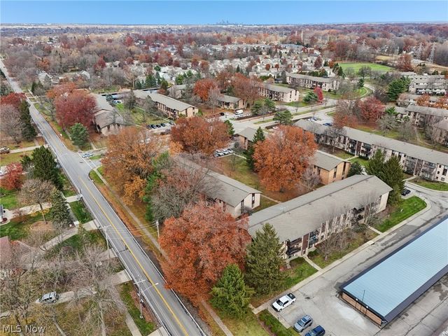 16495 Heather Lane F103, Middleburg Heights, OH 44130