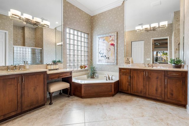 9632 Dovetree Isle Drive, Boynton Beach, FL 33473