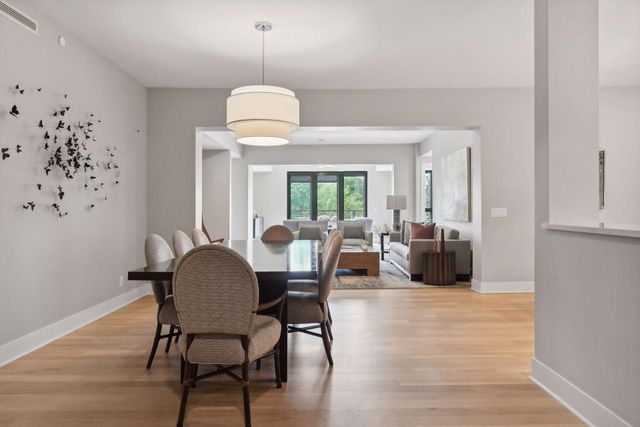 222 Ferndale Road S 303, Wayzata, MN 55391