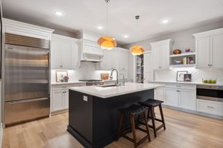 222 Ferndale Road S 303, Wayzata, MN 55391