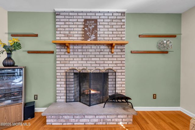 15 Walnut Court, Matawan, NJ 07747