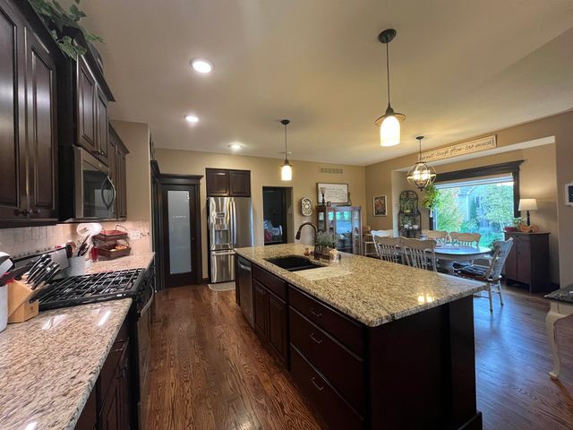 1106 N Forestview St, Wichita, KS 67235