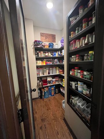 1106 N Forestview St, Wichita, KS 67235