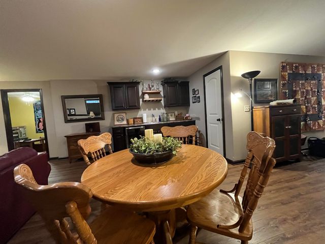 1106 N Forestview St, Wichita, KS 67235