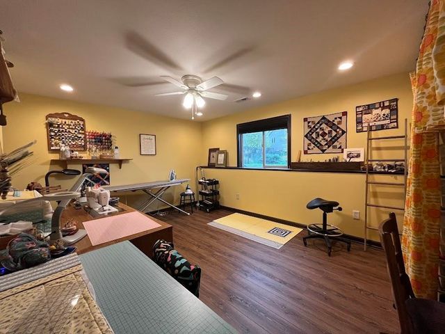 1106 N Forestview St, Wichita, KS 67235