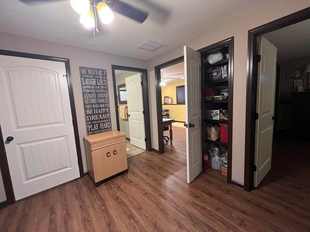 1106 N Forestview St, Wichita, KS 67235