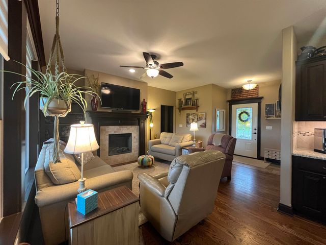 1106 N Forestview St, Wichita, KS 67235