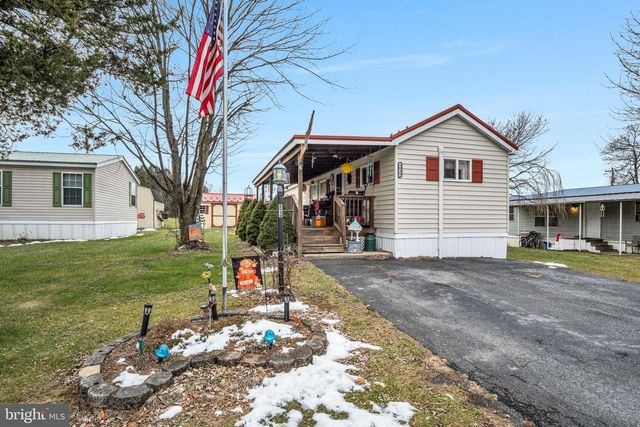 63 BIG SPRING TERRACE, Newville, PA 17241