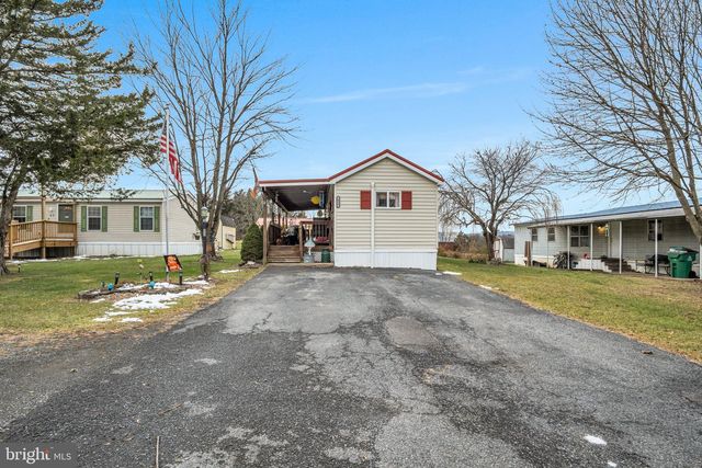 63 BIG SPRING TERRACE, Newville, PA 17241