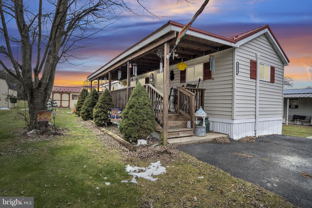 63 BIG SPRING TERRACE, Newville, PA 17241