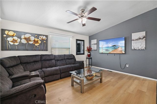 32900 Riverside 51, Lake Elsinore, CA 92530