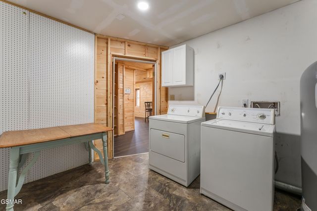 409 Matterhorn Drive, Gatlinburg, TN 37738
