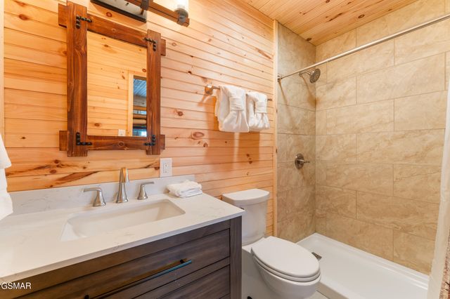 409 Matterhorn Drive, Gatlinburg, TN 37738