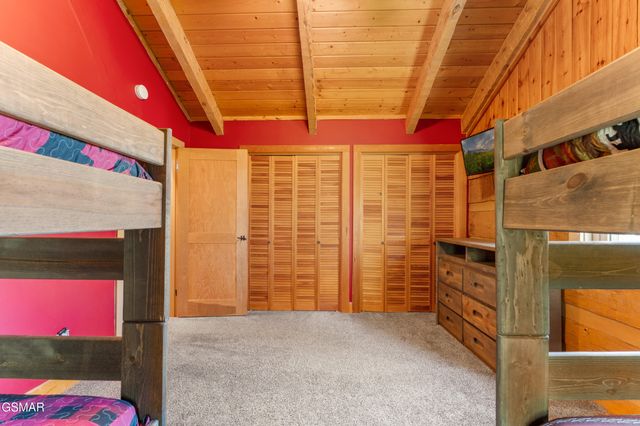 409 Matterhorn Drive, Gatlinburg, TN 37738