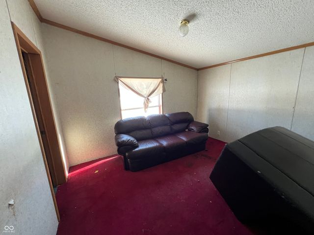 225 E 360 N, Anderson, IN 46012