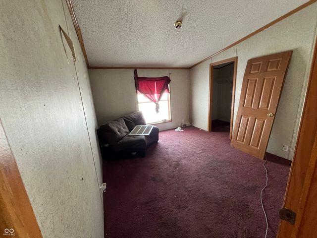 225 E 360 N, Anderson, IN 46012